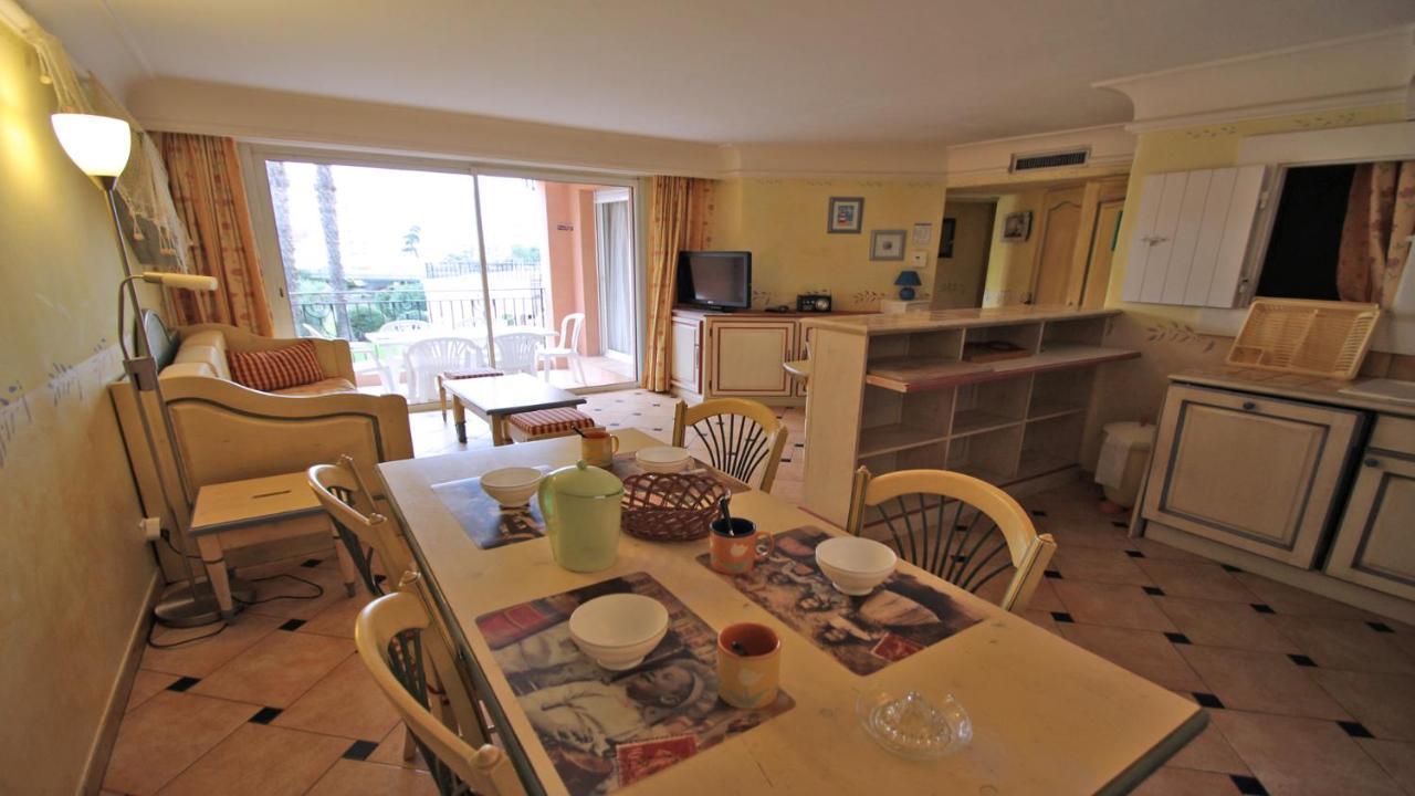 Port Marine Apartment แซ็งต์-แมกซีม ภายนอก รูปภาพ