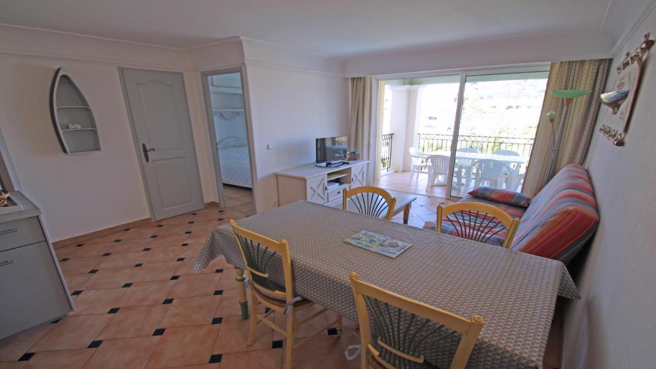 Port Marine Apartment แซ็งต์-แมกซีม ภายนอก รูปภาพ