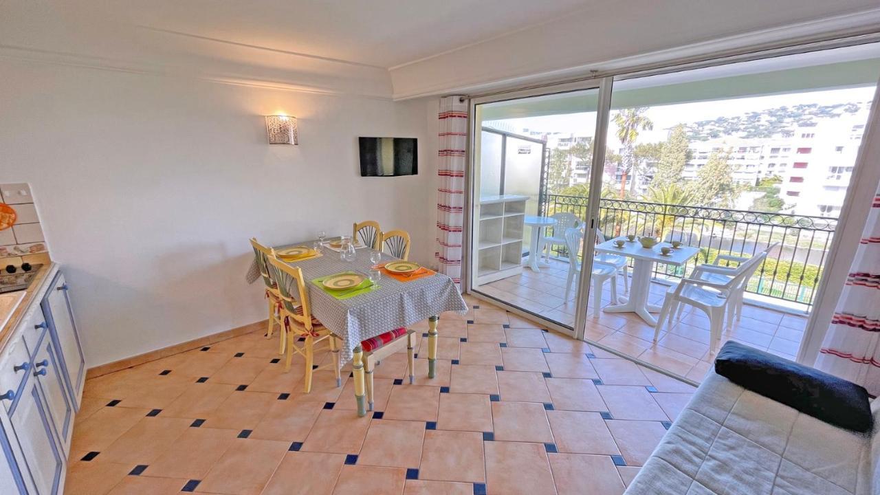 Port Marine Apartment แซ็งต์-แมกซีม ภายนอก รูปภาพ