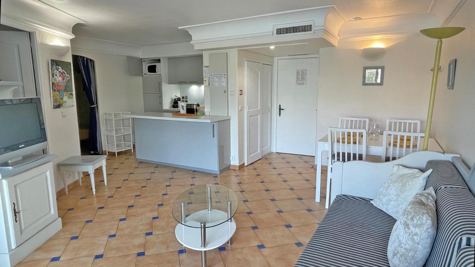 Port Marine Apartment แซ็งต์-แมกซีม ภายนอก รูปภาพ
